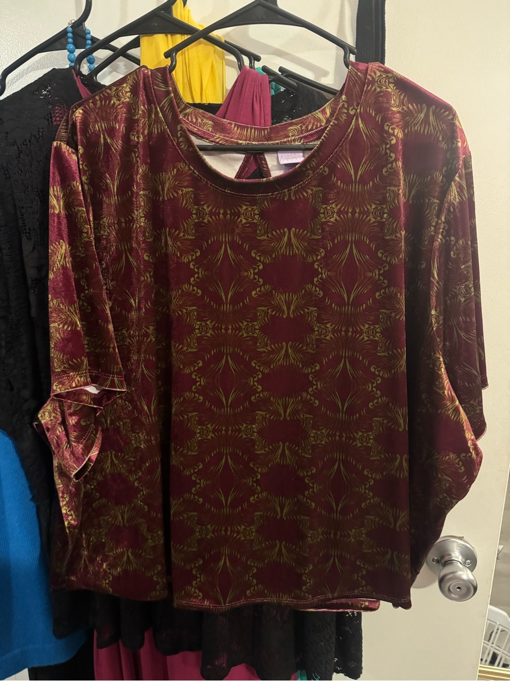 Savage Fenty Velvet Patterned Burgundy Women's Crop Top